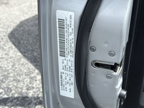 Used 2013 RAM 1500 Express RWD image 46