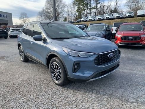 New 2026 Ford Escape SE w/ PHEV Premium Package FWD image 2