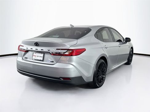 Certified 2025 Toyota Camry LE image 6