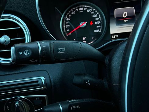 Used 2018 Mercedes-Benz C 300 Sedan image 34