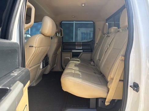 Used 2017 Ford F250 Lariat w/ Lariat Value Package image 10