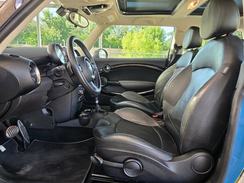 Used 2013 MINI Cooper S FWD image 10