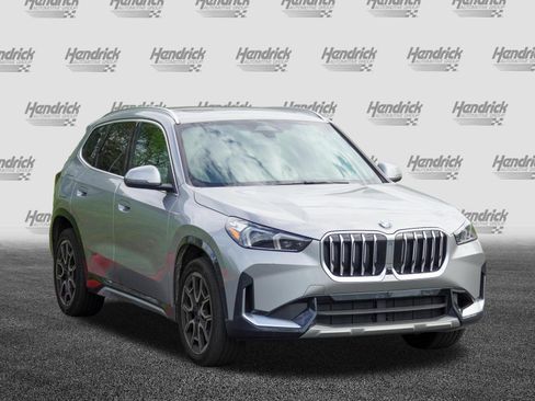 Used 2025 BMW X1 xDrive28i w/ Premium Package AWD/4WD image 2