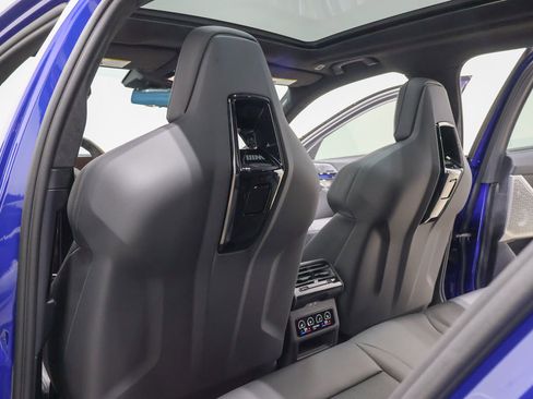 Used 2025 BMW M5 Touring image 68