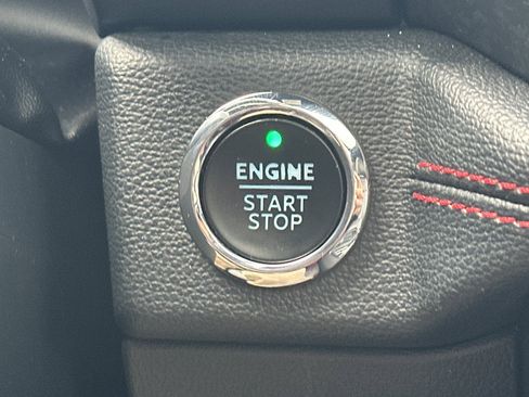 Used 2023 Ford Expedition Limited image 36