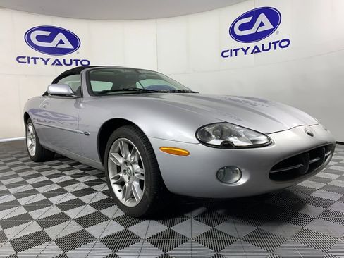 Used 2001 Jaguar XK8 Convertible RWD image 11