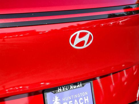 Used 2024 Hyundai Kona SEL FWD image 10