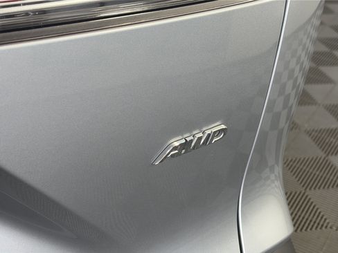 Used 2023 Toyota Corolla Cross L image 17