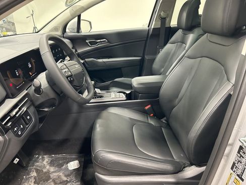 New 2026 Kia Sportage EX image 9