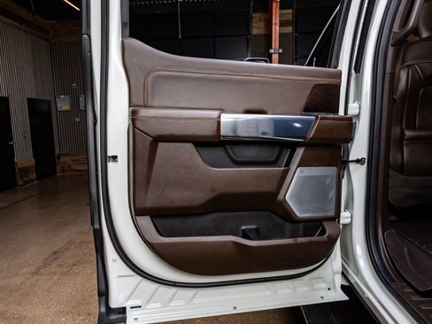 Used 2023 Ford F250 King Ranch w/ Chrome Package image 38