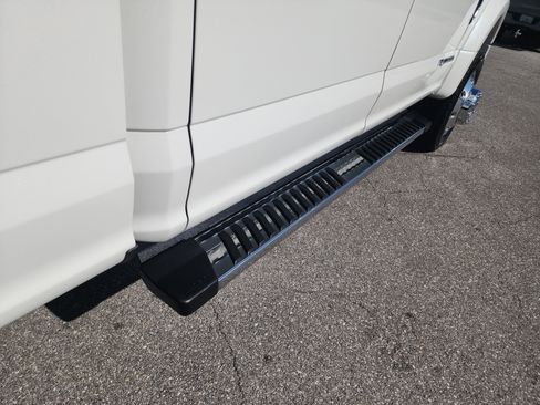 Used 2020 Ford F450 Lariat w/ Lariat Ultimate Package image 24