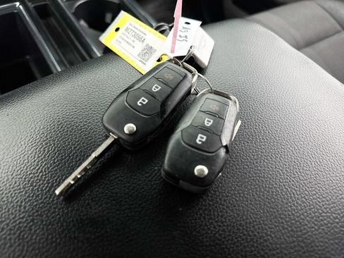 Used 2019 Ford F150 XL w/ Equipment Group 101A Mid AWD/4WD image 30