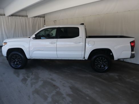 Used 2023 Toyota Tacoma SR5 image 22
