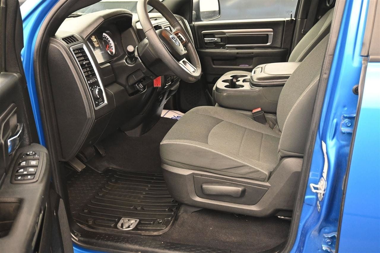 Used 2021 RAM 1500 Warlock AWD/4WD image 12