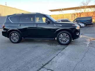Used 2023 Nissan Armada SL video 2