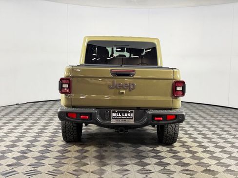 Certified 2025 Jeep Gladiator Rubicon AWD/4WD image 6