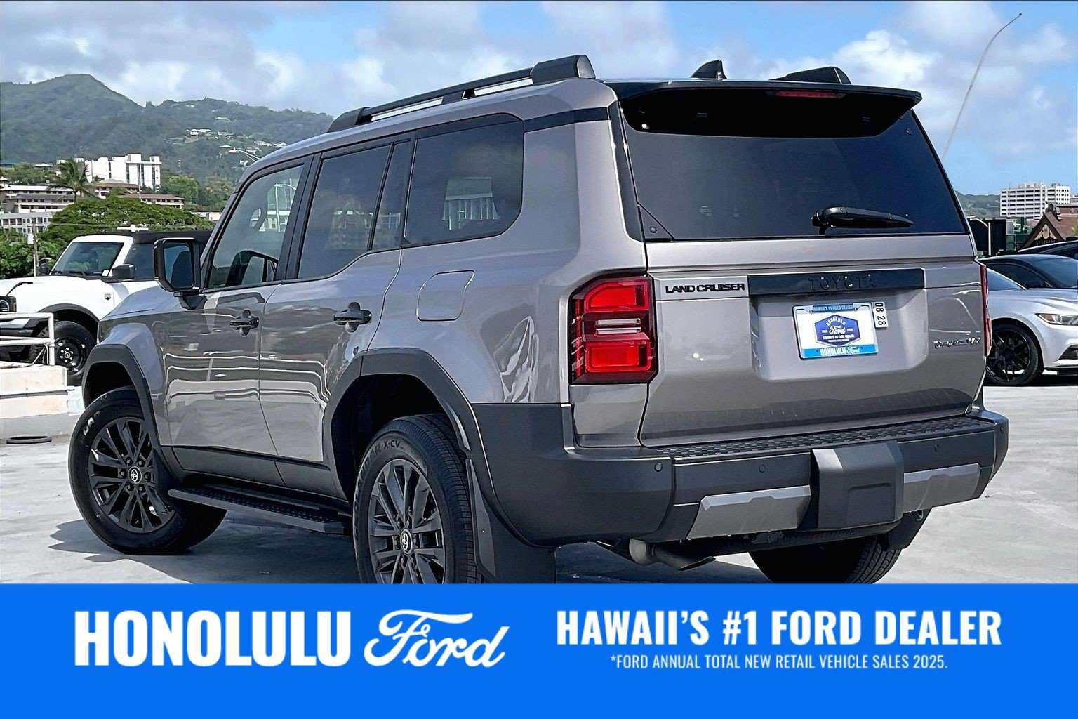 Used 2027 Toyota Land Cruiser AWD/4WD image 4