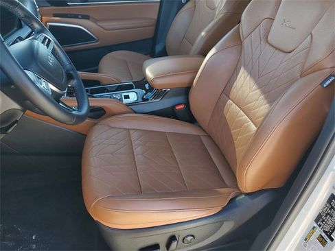 Used 2023 Kia Telluride EX X-Line image 17