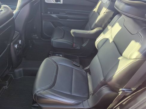 Used 2020 Ford Explorer ST w/ Premium Technology Package image 26