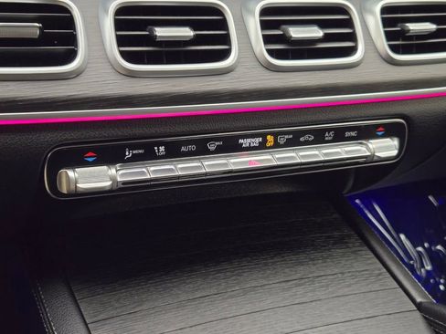 Used 2022 Mercedes-Benz GLE 350 4MATIC w/ Premium Package image 37