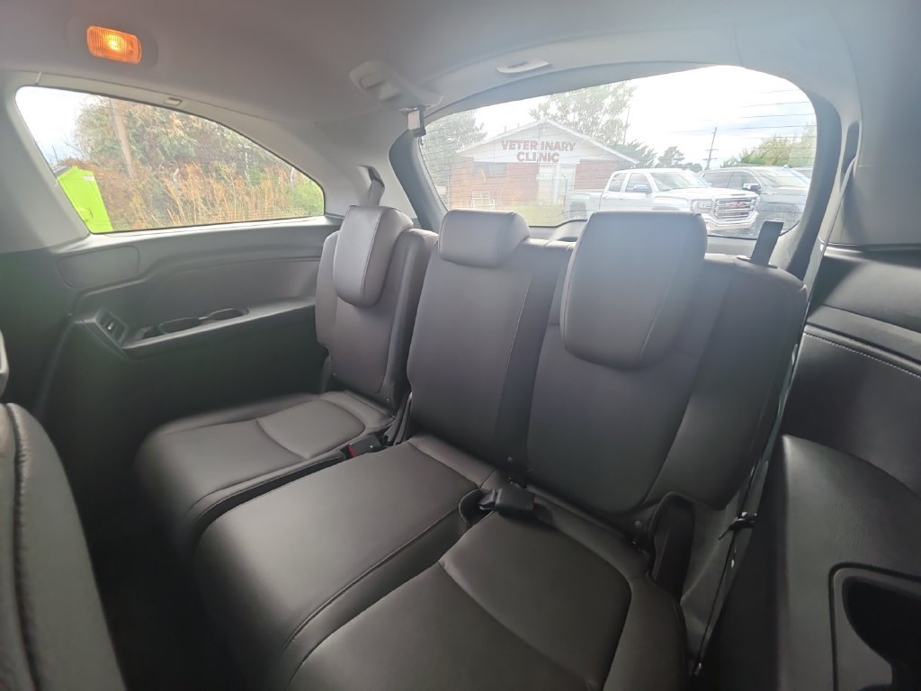 Used 2024 Honda Odyssey EX-L image 18