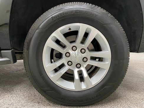 Used 2015 Chevrolet Tahoe LS image 23