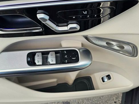 New 2026 Mercedes-Benz GLC 300 4MATIC image 21