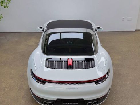 Used 2024 Porsche 911 Targa 4S w/ Premium Package image 34