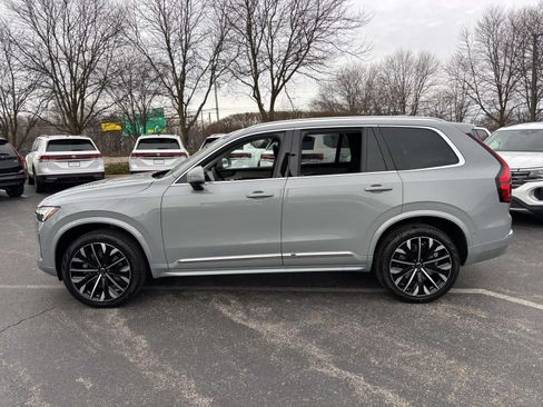 Used 2026 Volvo XC90 B6 Plus w/ Protection Package Premier AWD/4WD image 4