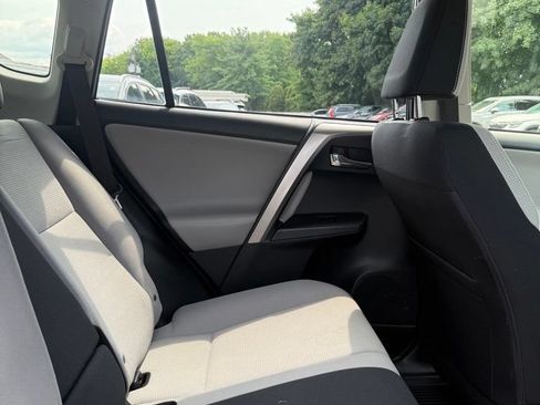 Used 2018 Toyota RAV4 XLE w/ Protection Package AWD/4WD image 10