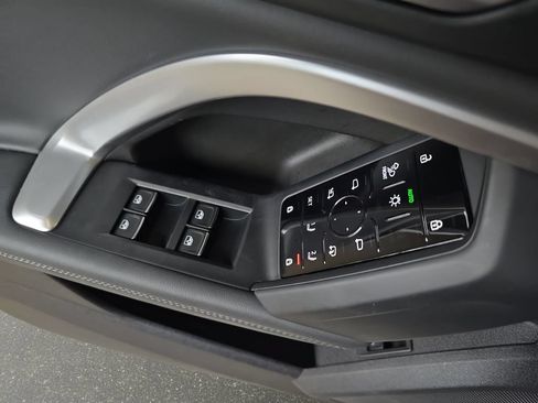 Used 2025 Audi Q5 Premium Plus w/ Premium Plus AWD/4WD image 31