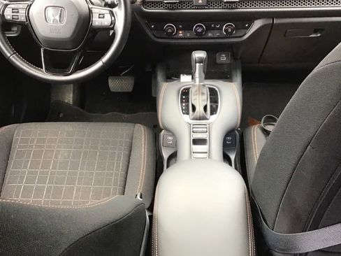 Used 2025 Honda HR-V Sport image 6