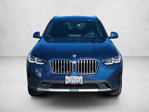 Certified 2024 BMW X3 xDrive30i w/ Premium Package image 2