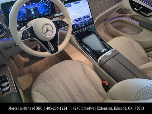 Used 2023 Mercedes-Benz EQS 450+ SUV image 13