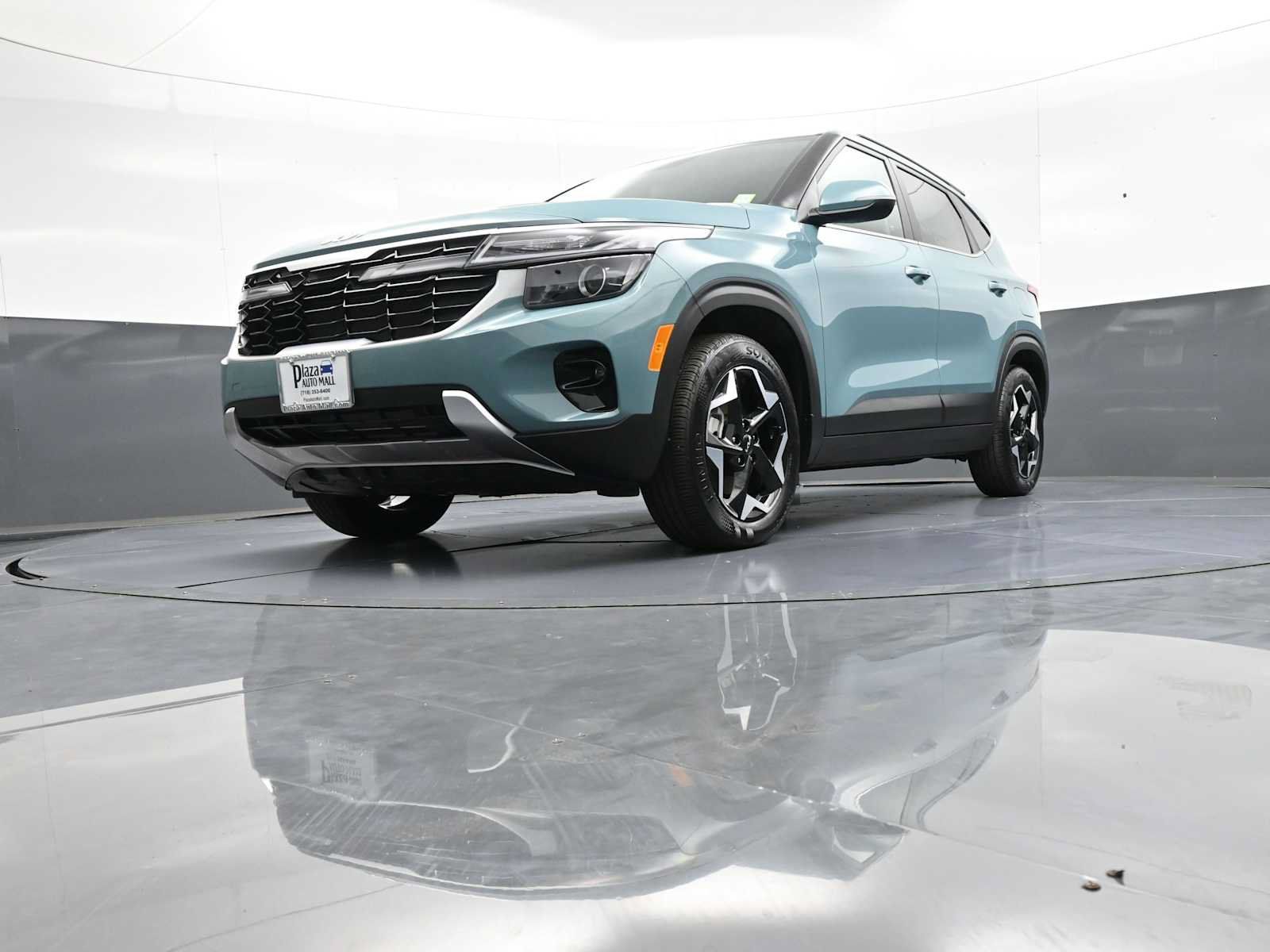 Certified 2025 Kia Seltos EX w/ EX Sunroof Package AWD/4WD image 27
