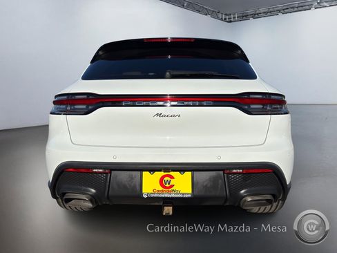 Used 2022 Porsche Macan image 5