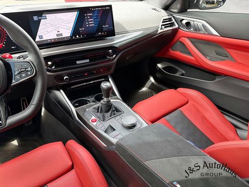 Used 2025 BMW M4 Coupe w/ Executive Package RWD image 29