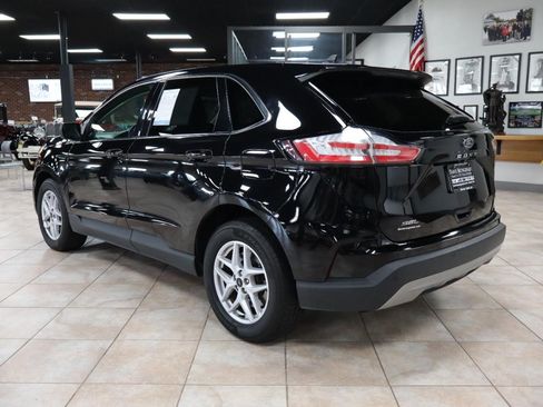Used 2023 Ford Edge SEL AWD/4WD image 4