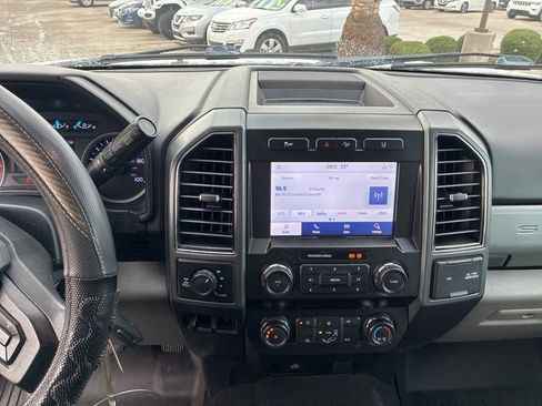 Used 2020 Ford F250 XLT w/ FX4 Off-Road Package image 18