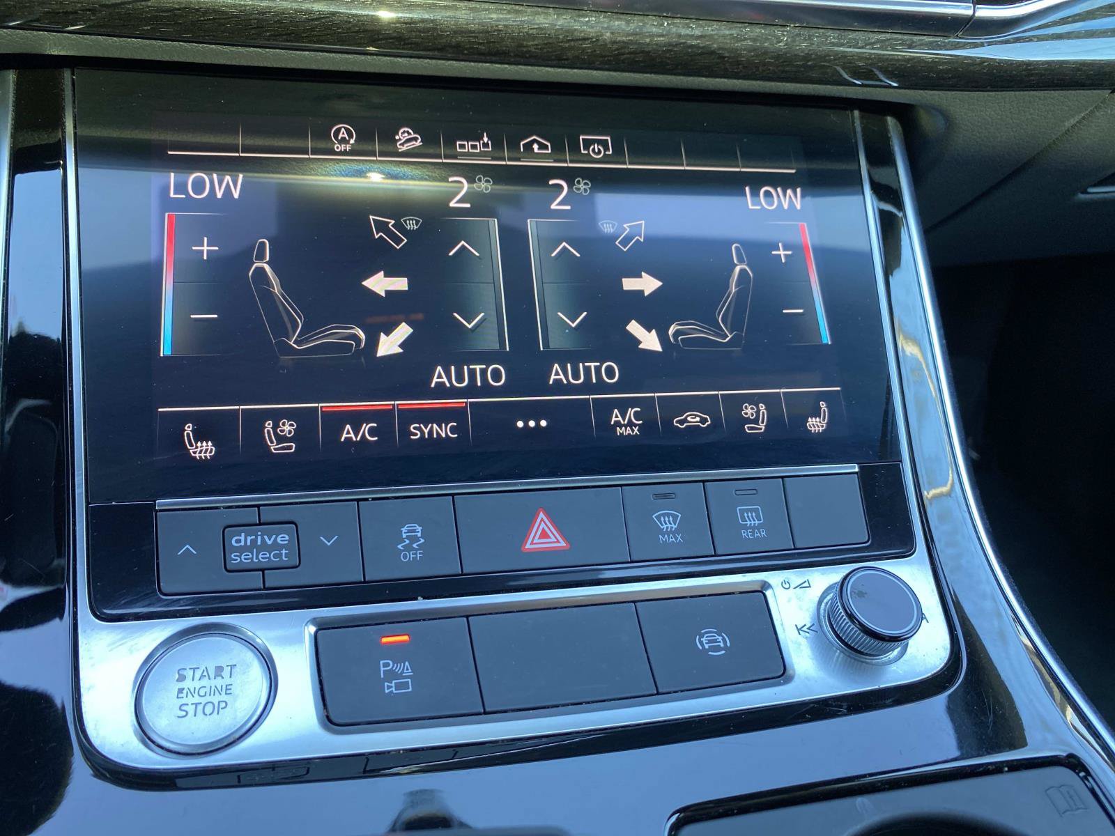 Used 2020 Audi Q8 Premium Plus AWD/4WD image 16