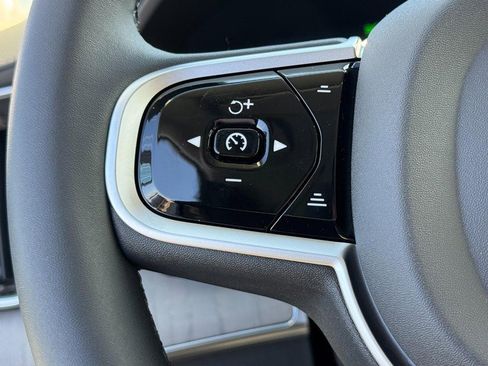 New 2026 Volvo XC90 T8 Ultra w/ Protection Package Premier image 10