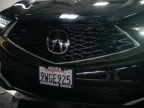 Used 2025 Acura MDX FWD w/ Technology Package image 9