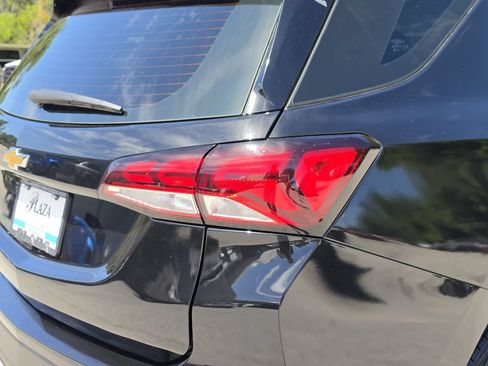 Used 2024 Chevrolet Equinox LS w/ Driver Confidence II Package FWD image 8