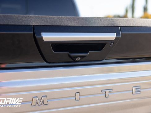 Used 2018 Ford F150 Limited image 16