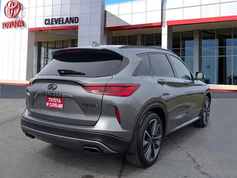 Used 2024 INFINITI QX50 Sport image 7