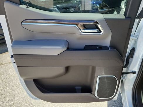 Used 2026 Chevrolet Silverado 1500 LT w/ All Star Edition Plus AWD/4WD image 9