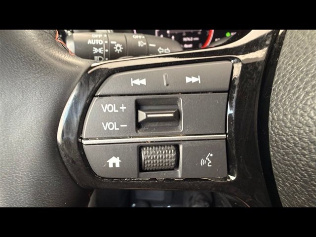 Certified 2025 Honda Pilot TrailSport image 33