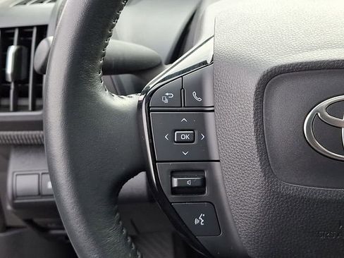 Used 2023 Toyota bZ4X Limited image 25