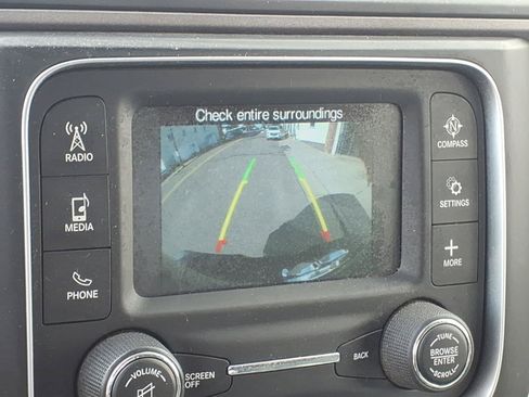Used 2017 RAM 1500 Express AWD/4WD image 14