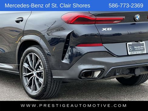 Used 2023 BMW X6 xDrive40i w/ M Sport Package image 4